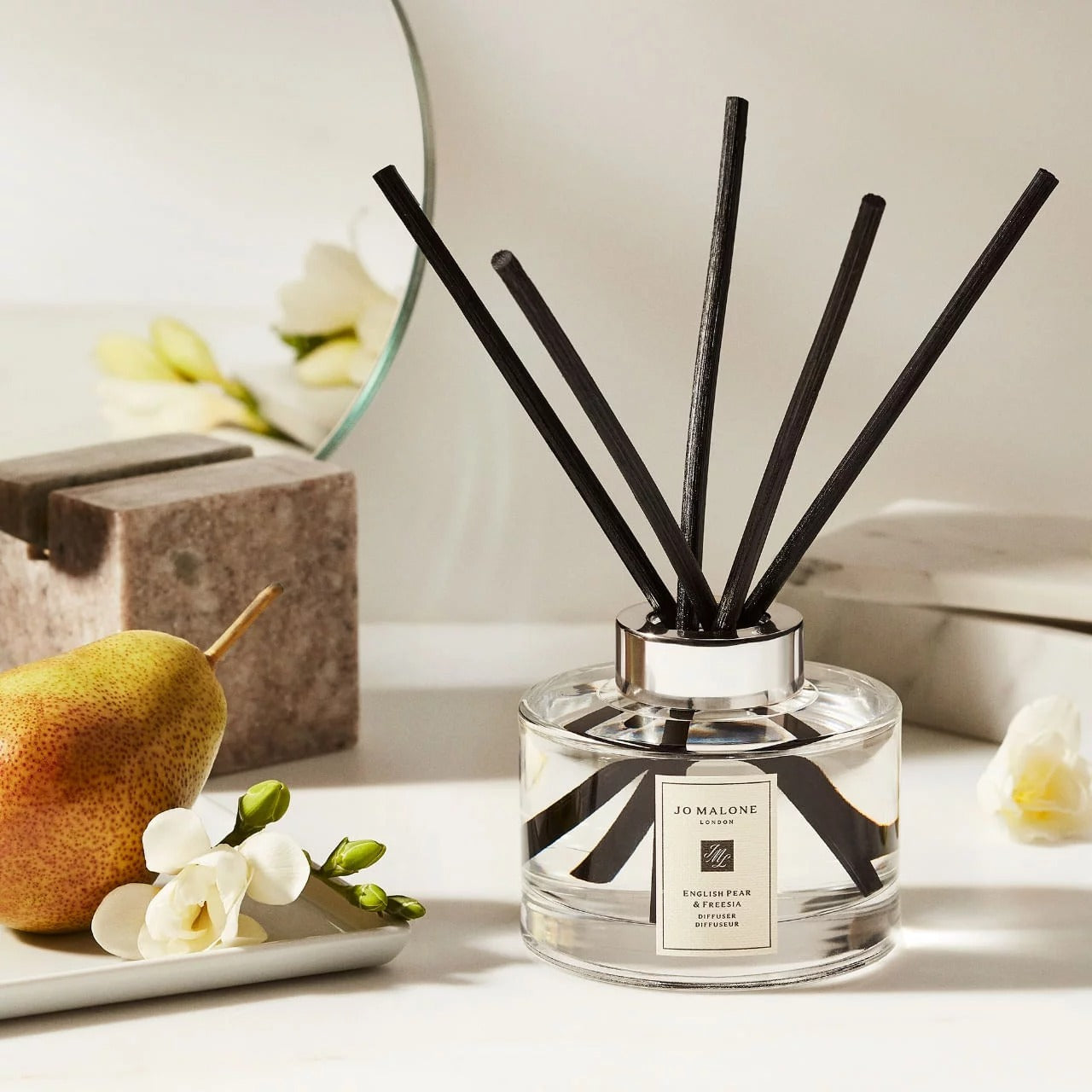 Jo Malone London English Pear & Freesia Scent Surround Diffuser (165 Ml)