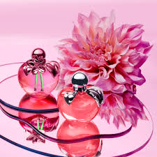 Nina Ricci Nina Apple Eau De Toilette For Women (80ml)